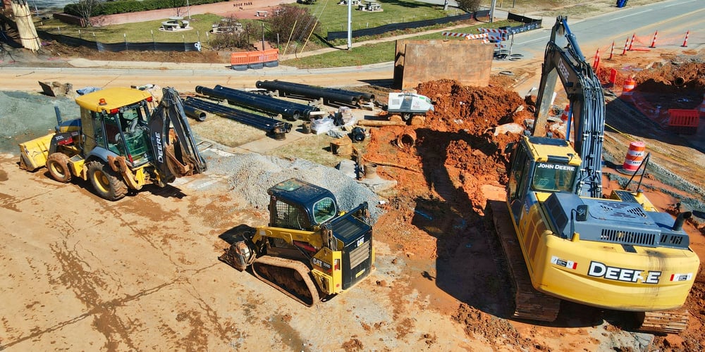 Saunders Intl wins $24m in new contracts