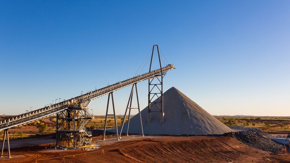 Pilbara Minerals navigates lithium downturn with Q1 output beat, lower guidance and cost cutting