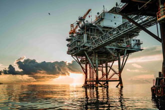 How does the ASX 200 perform after an oil price shock?